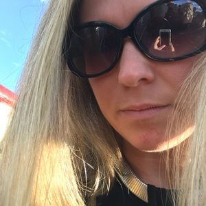 Meet your Posher, Jaclyn